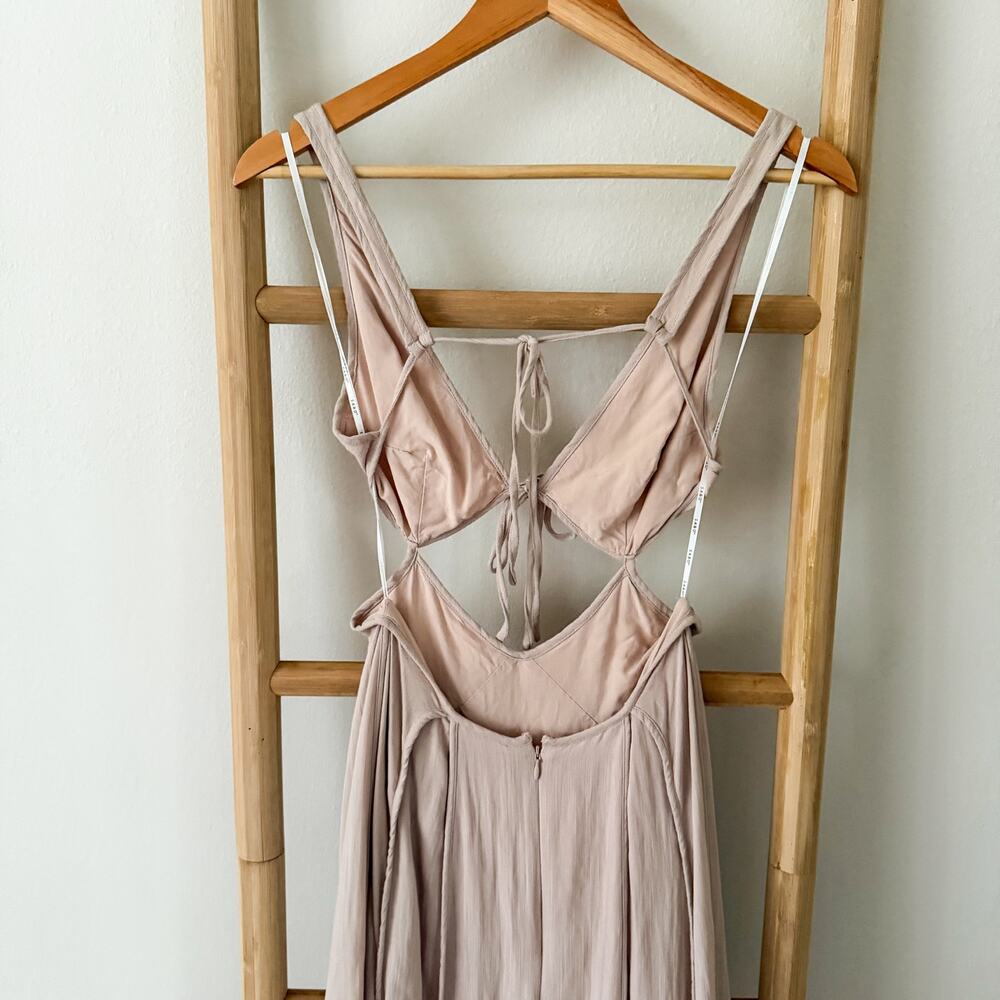 Sabo Skirt Eliska Dress Stone XS Cutout Tie Front Open Back Maxi Dress - Picture 9 of 16